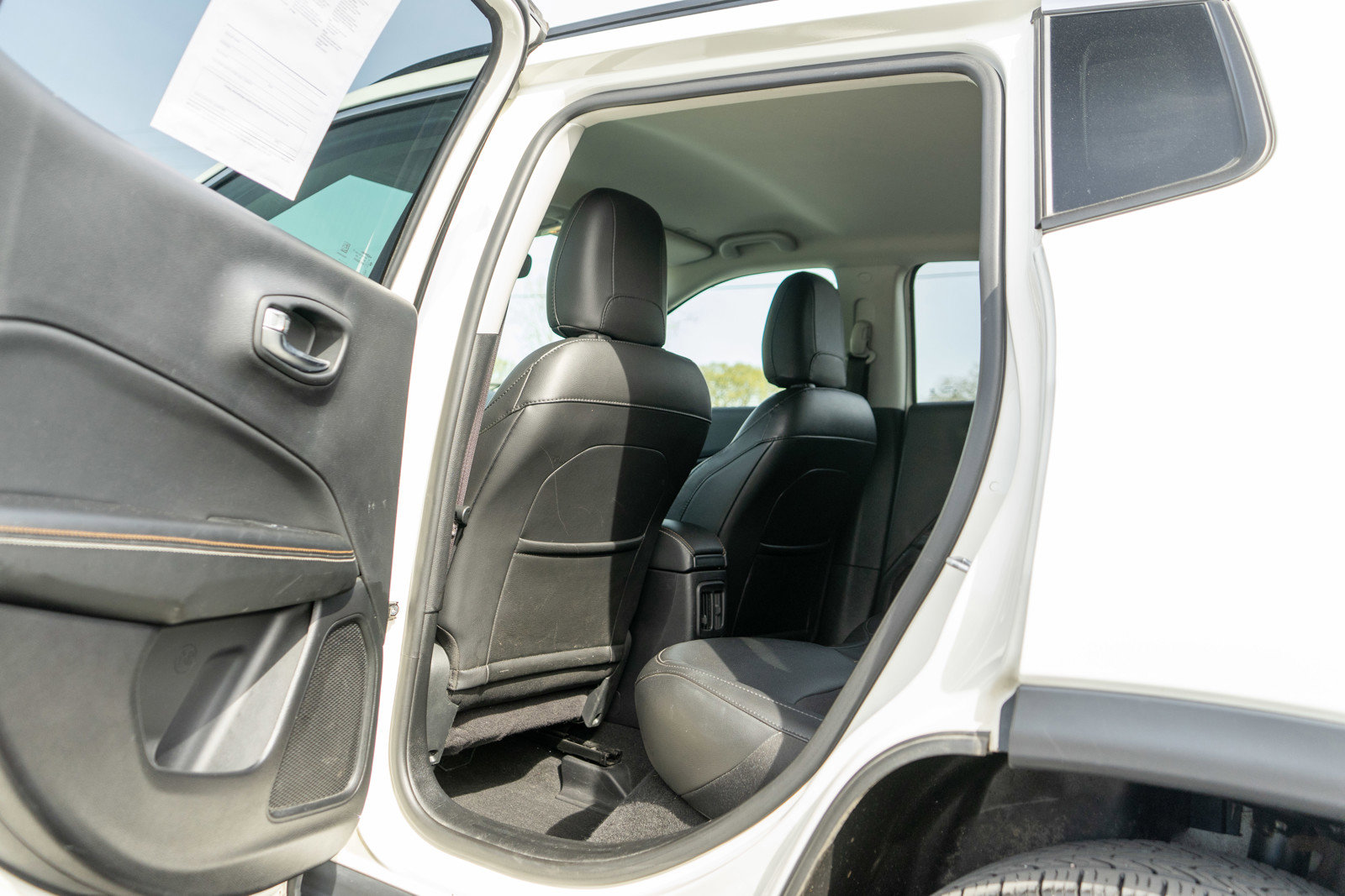 Used 2019 Jeep Compass Latitude w/ Popular Equipment Group image 27