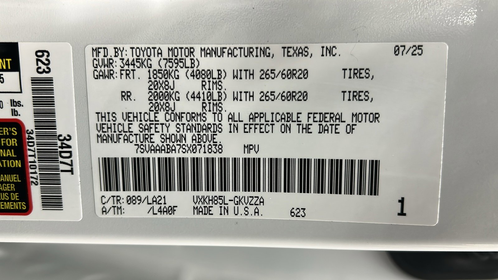 Used 2025 Toyota Sequoia Platinum image 43