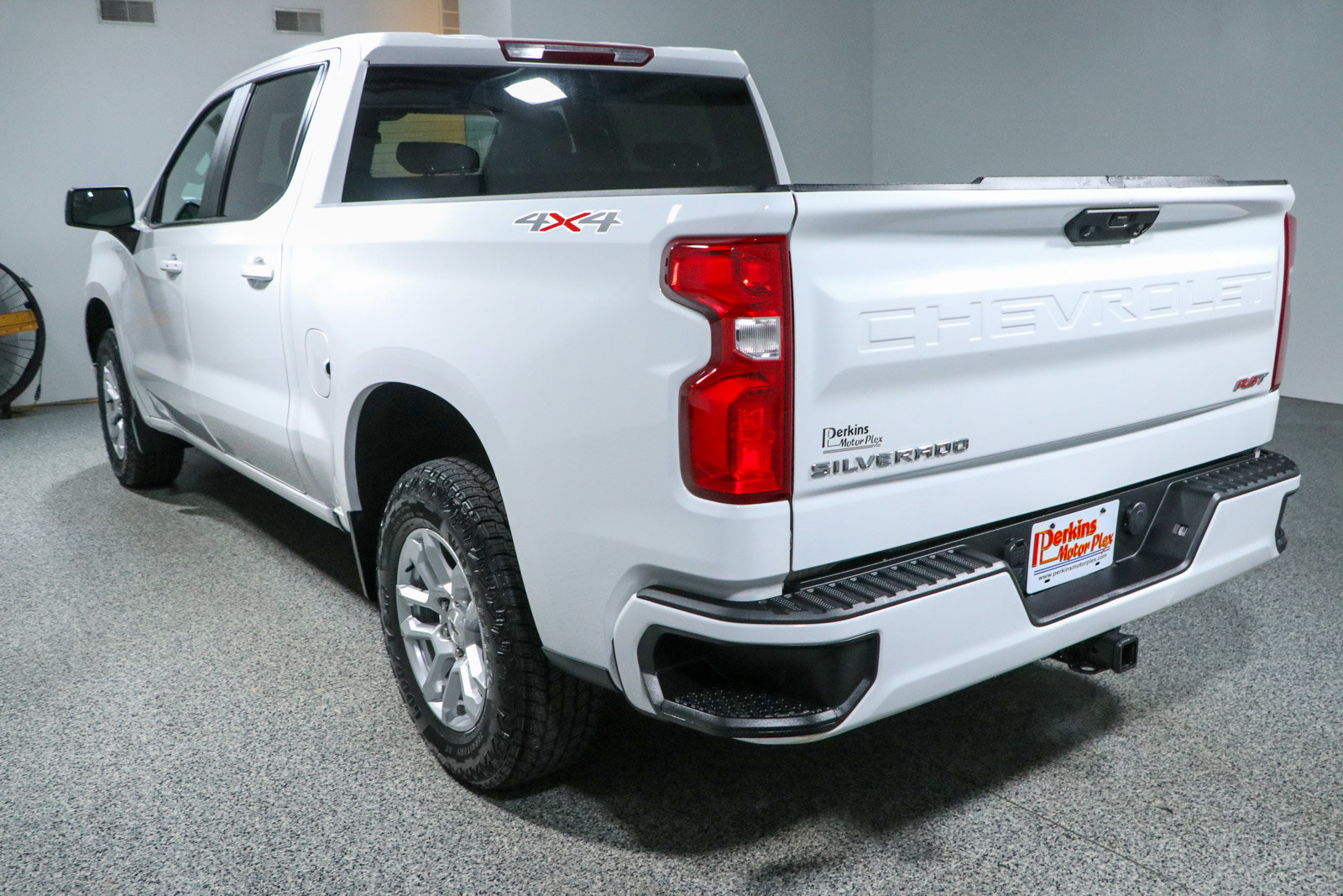 Used 2022 Chevrolet Silverado 1500 RST w/ Protection Package AWD/4WD image 9
