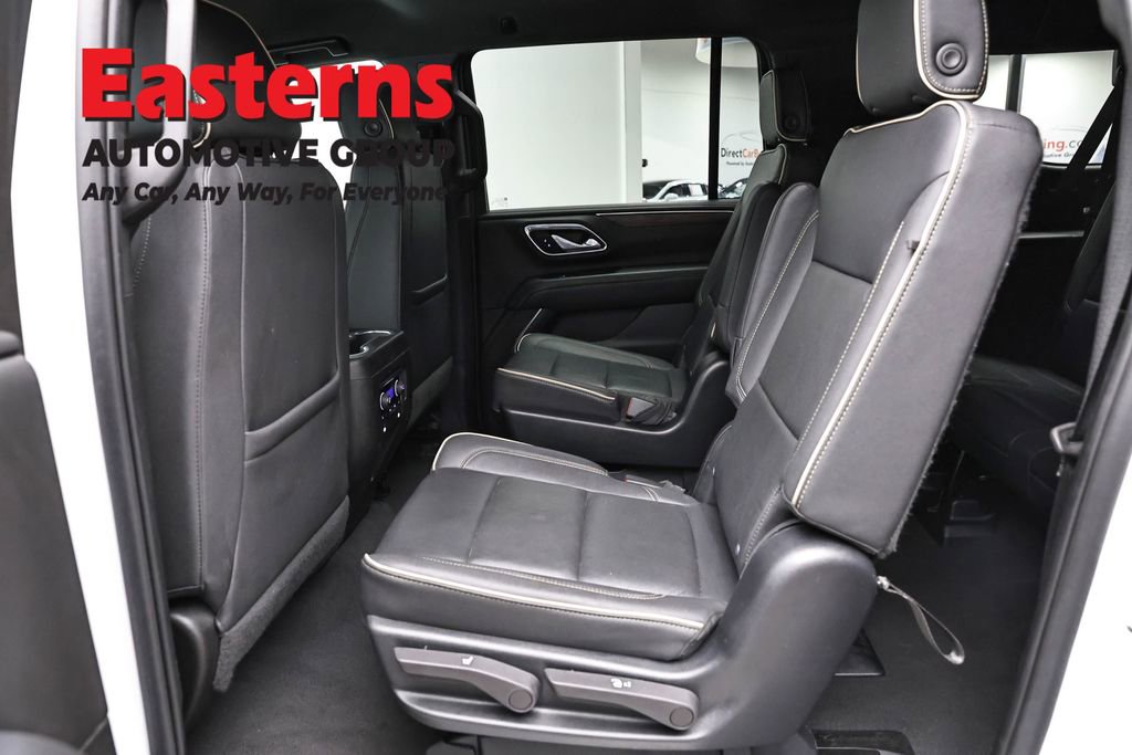 Used 2023 Chevrolet Suburban Premier RWD image 24