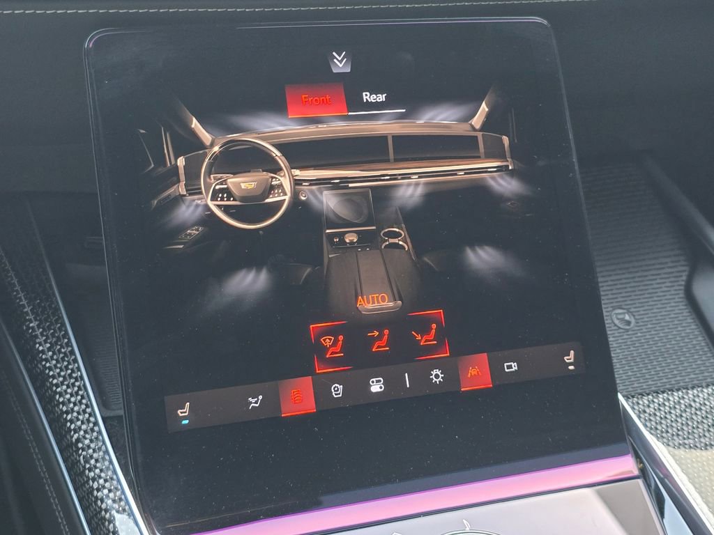 Used 2025 Cadillac Escalade V w/ LPO, Floor Liner Package AWD/4WD image 31