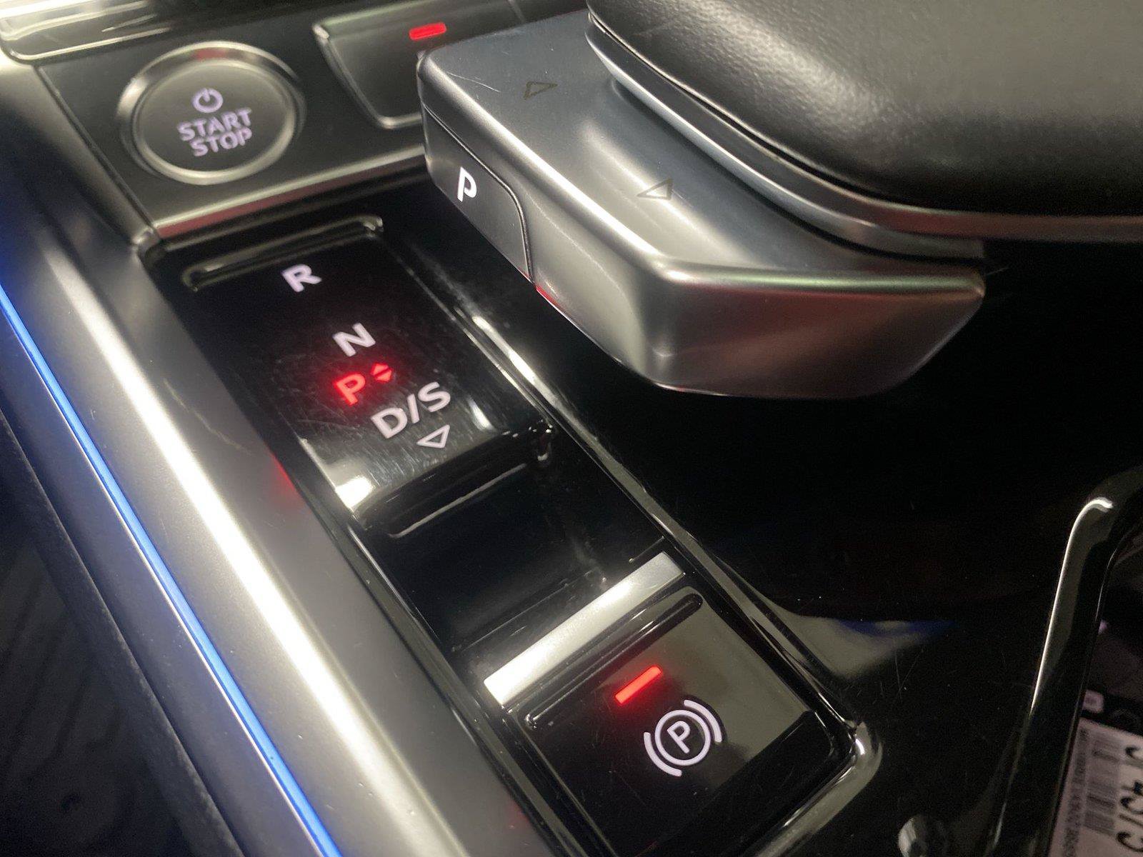 Used 2019 Audi e-tron Prestige w/ Prestige Package AWD/4WD image 26