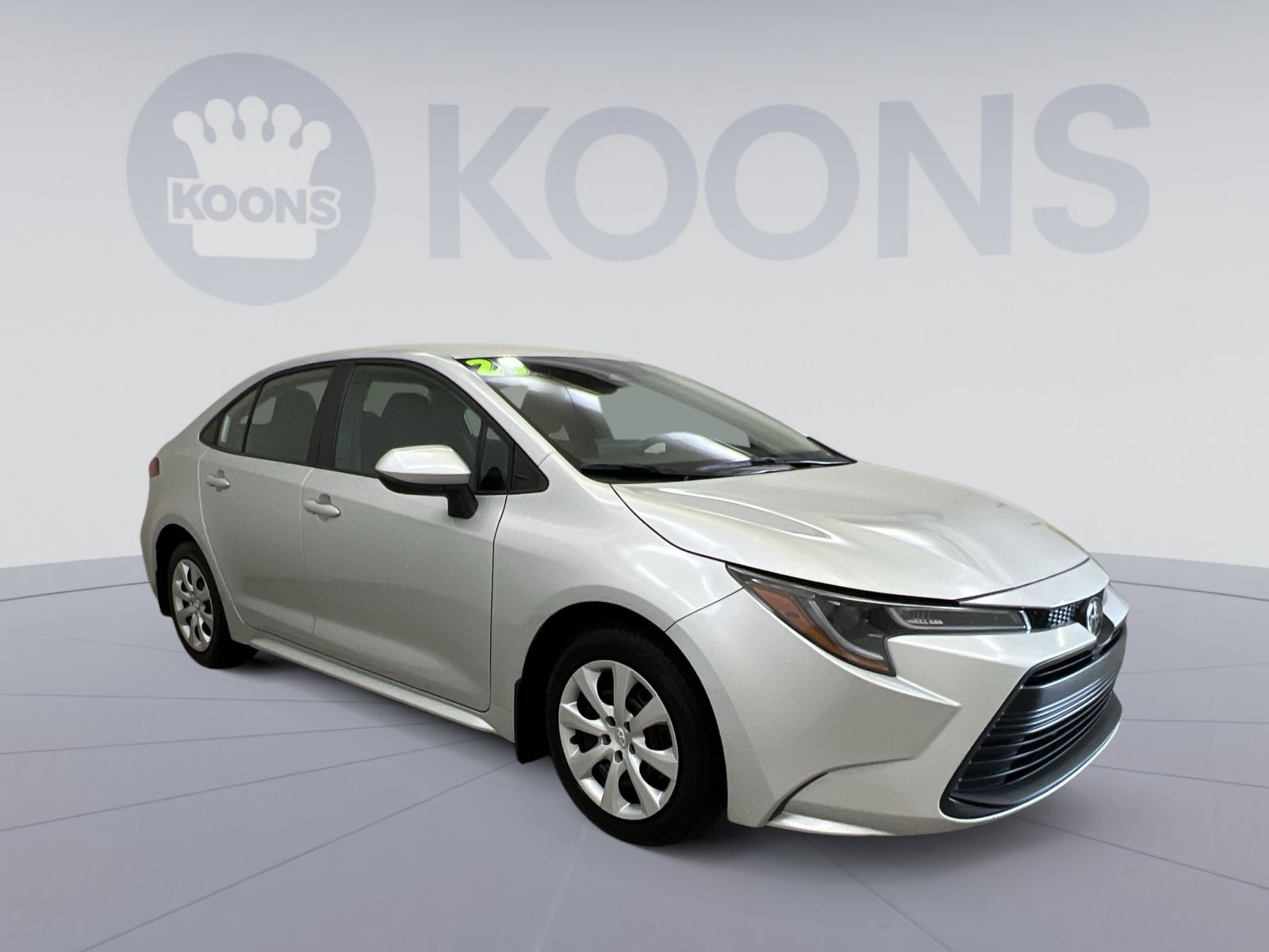 Used 2026 Toyota Corolla LE FWD image 2
