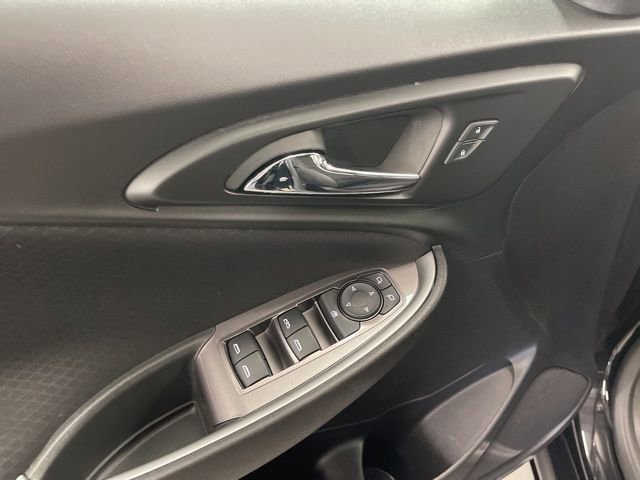 Used 2024 Chevrolet Malibu LT FWD image 16