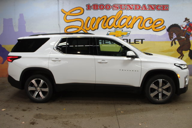 Used 2023 Chevrolet Traverse LT AWD/4WD image 1