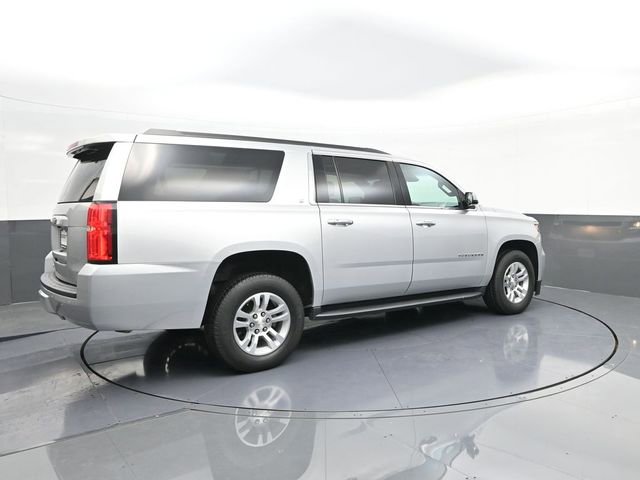 Used 2019 Chevrolet Suburban LT AWD/4WD image 15