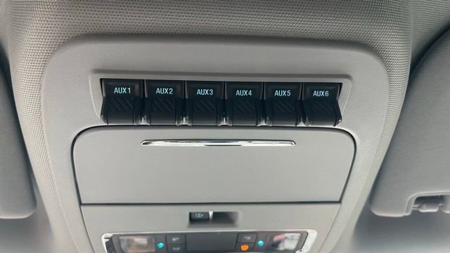 Used 2024 Ford F350 Lariat w/ Lariat Ultimate Package AWD/4WD image 23