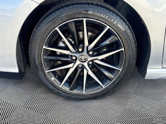Used 2023 Toyota Camry SE FWD image 28