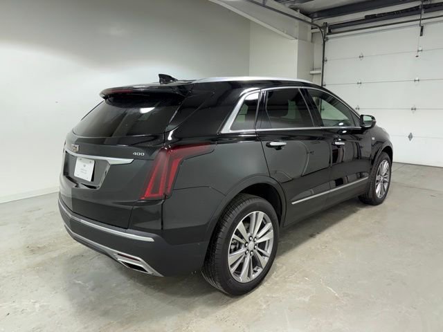 Used 2025 Cadillac XT5 Premium Luxury image 6