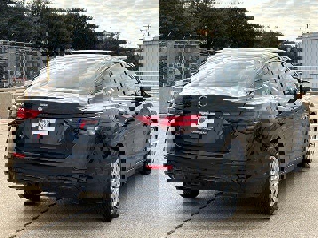 Certified 2024 Nissan Sentra S image 9