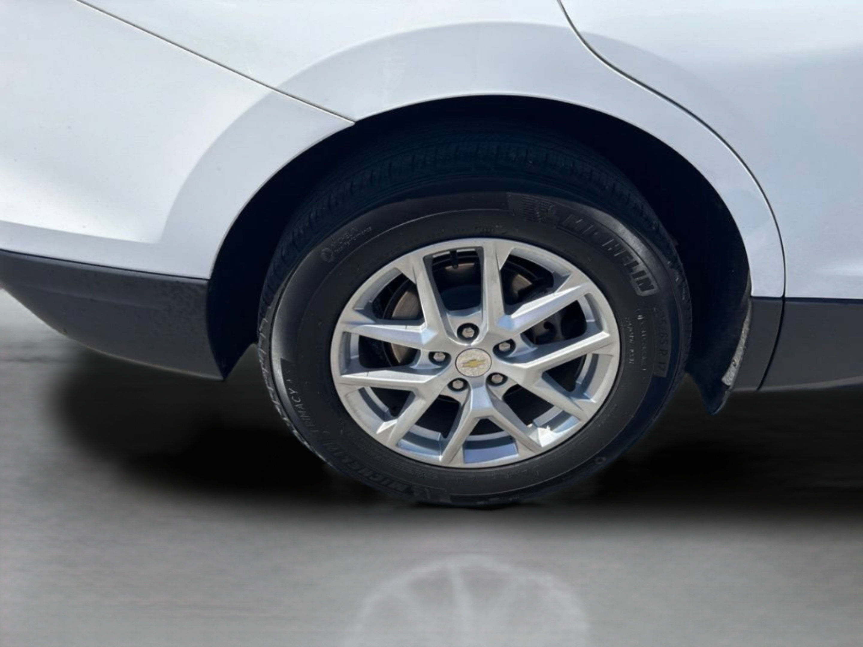 Used 2022 Chevrolet Equinox LT FWD image 35