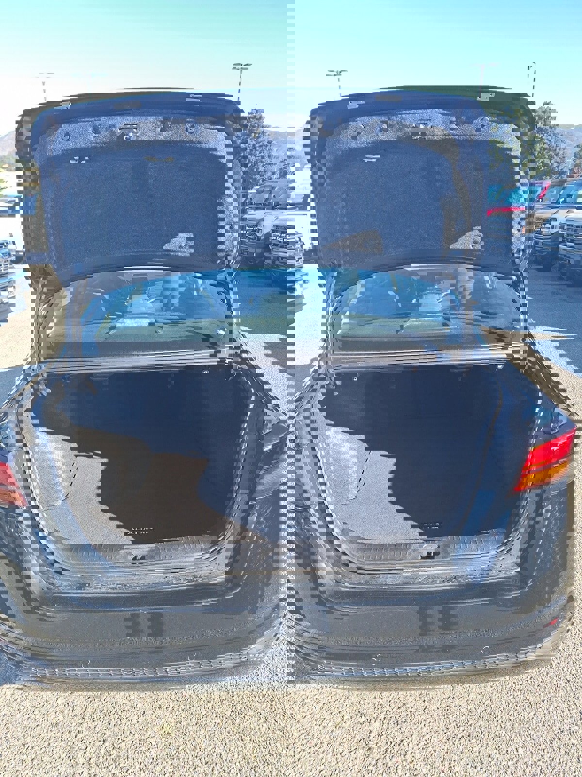 Used 2024 Nissan Altima 2.5 SV image 6