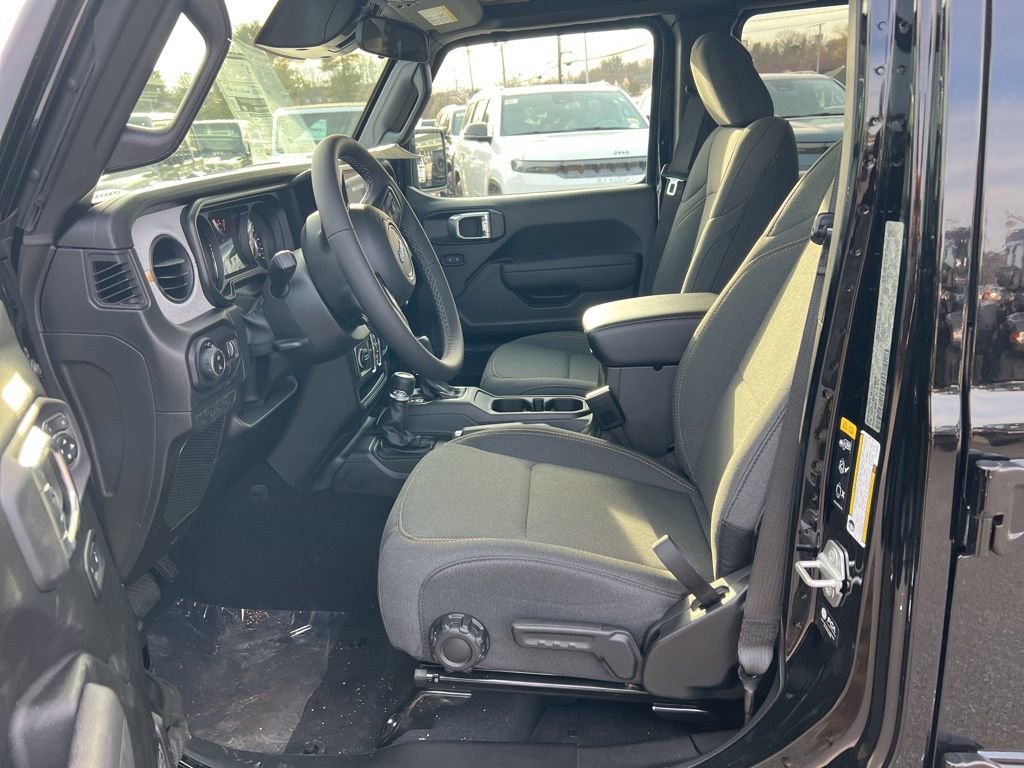 New 2026 Jeep Gladiator Sport image 21