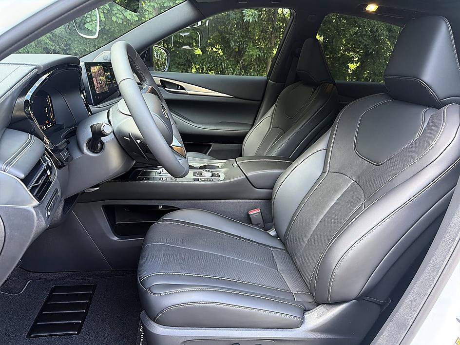 New 2027 INFINITI QX65 Luxe AWD/4WD image 11
