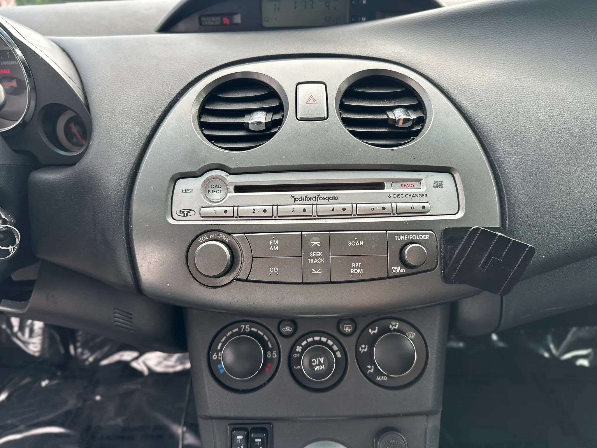Used 2006 Mitsubishi Eclipse GT FWD image 26