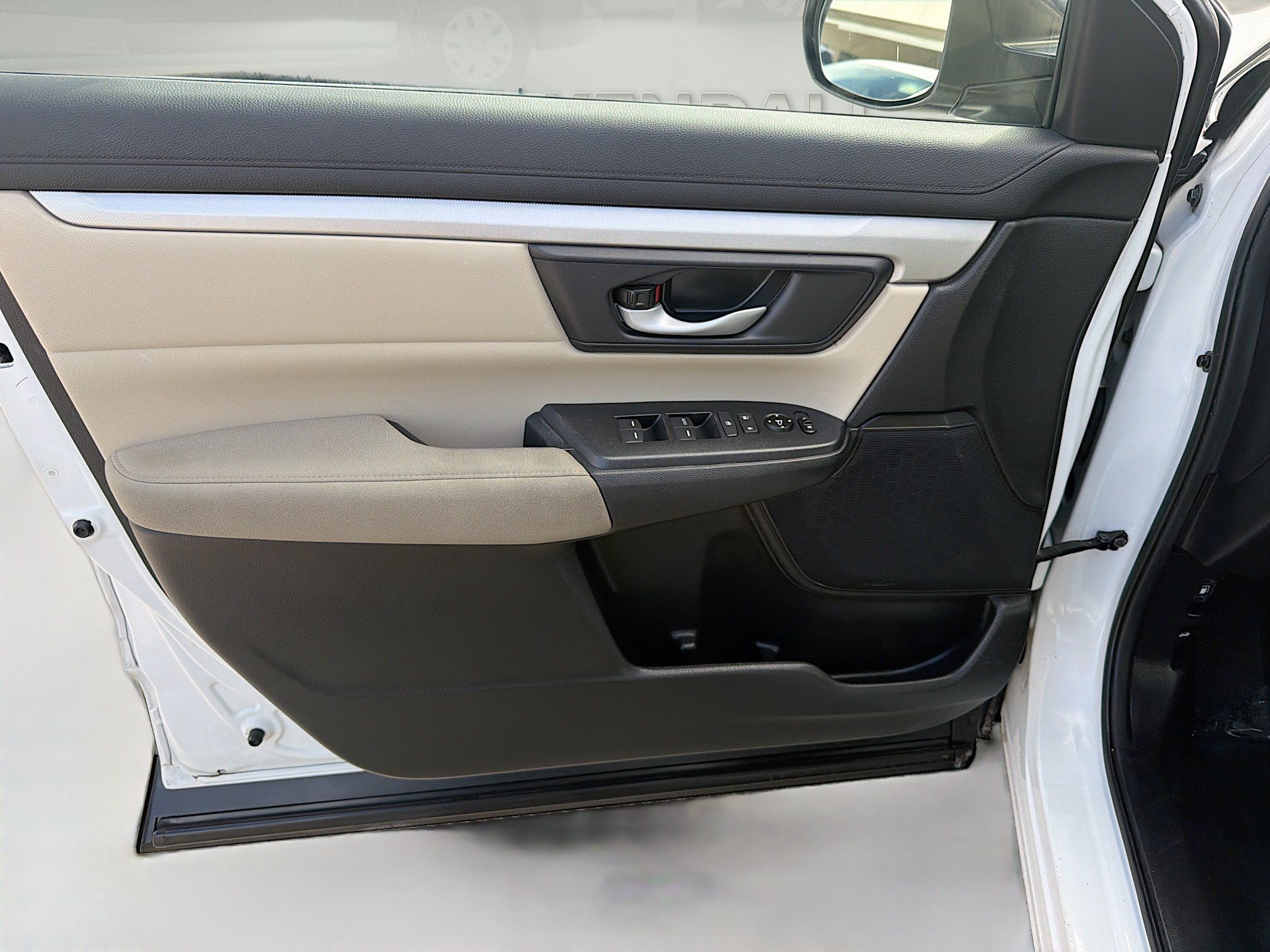 Used 2019 Honda CR-V LX image 18
