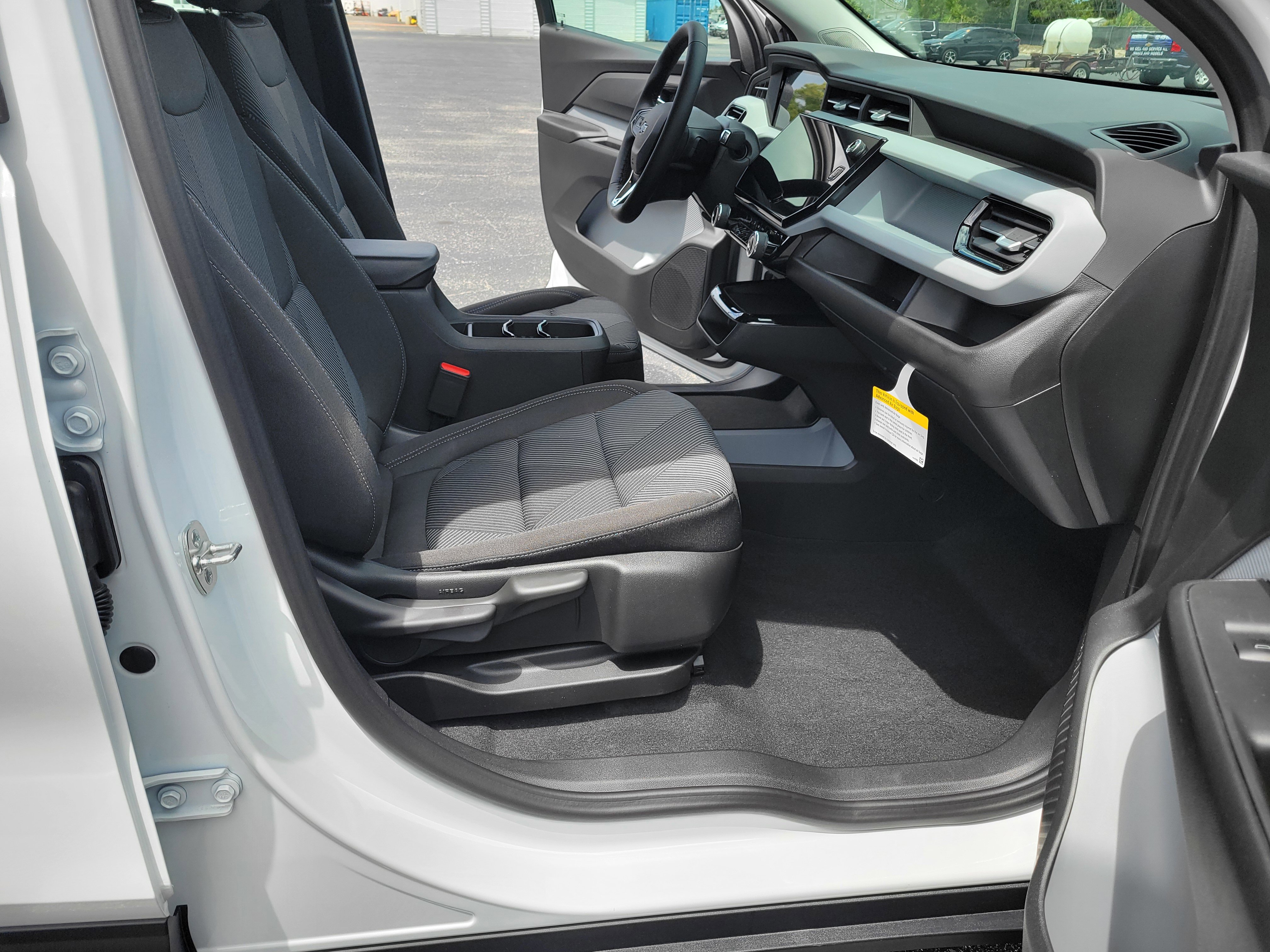 New 2027 Chevrolet Bolt LT FWD image 27