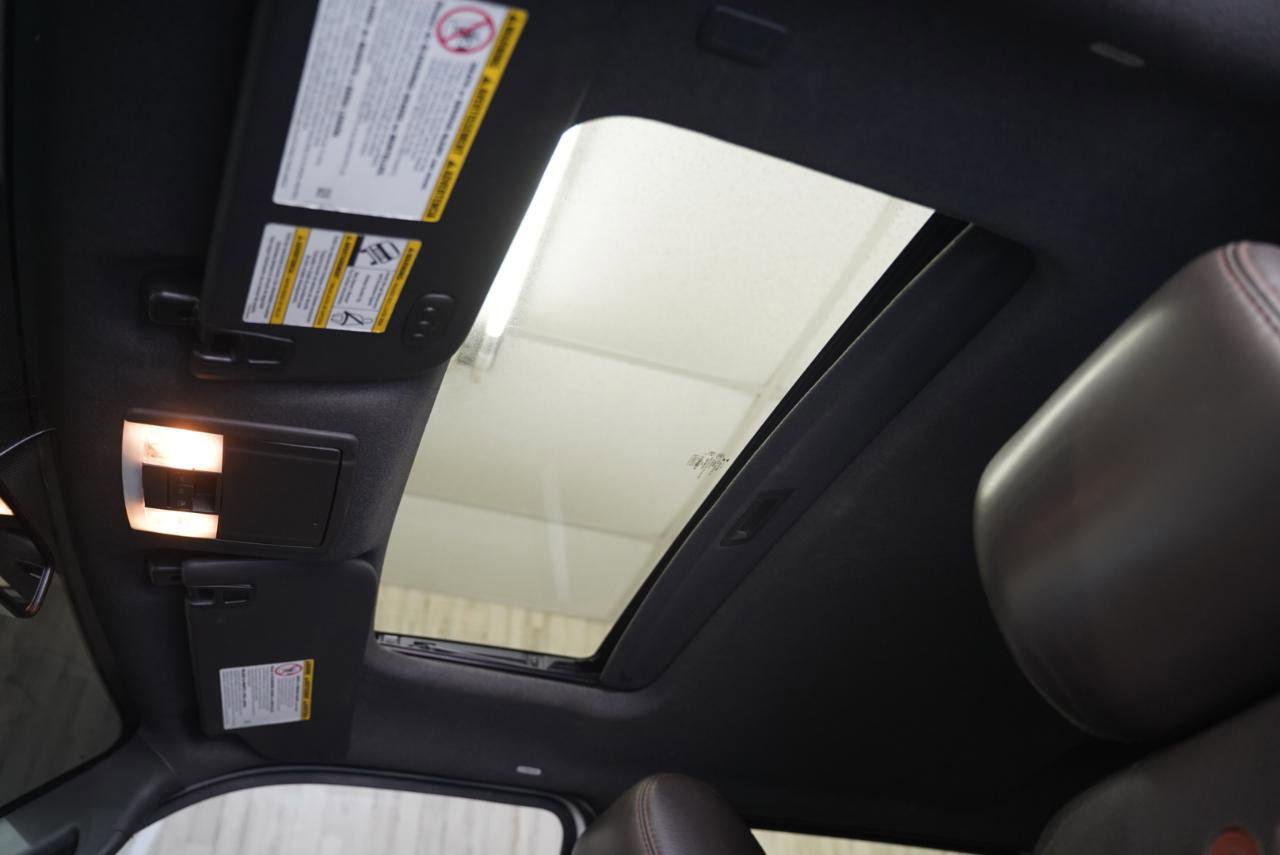 Used 2016 Ford F250 King Ranch w/ FX4 Off-Road Package AWD/4WD image 25