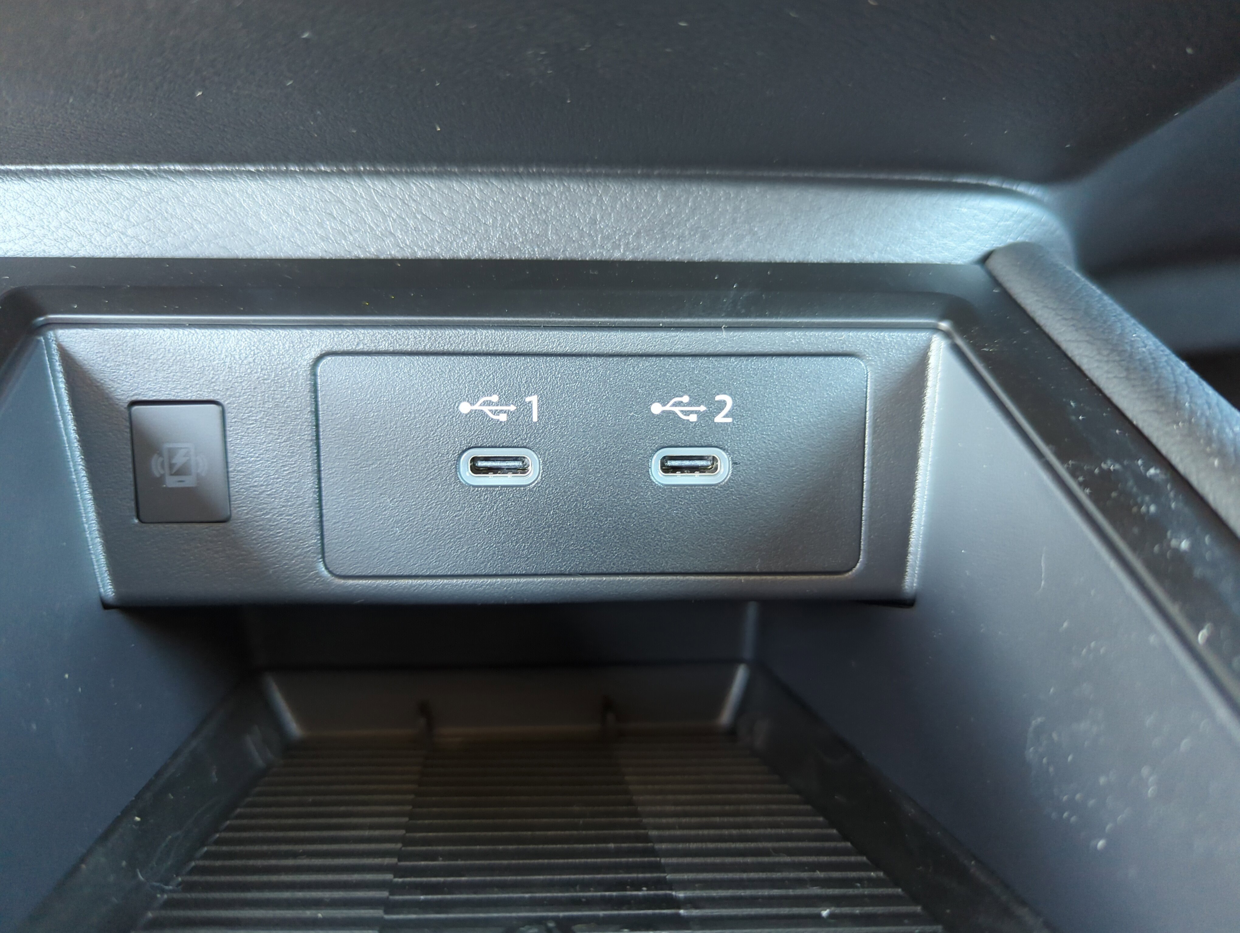 New 2026 Nissan Kicks SR w/ Cold Weather Package FWD image 18