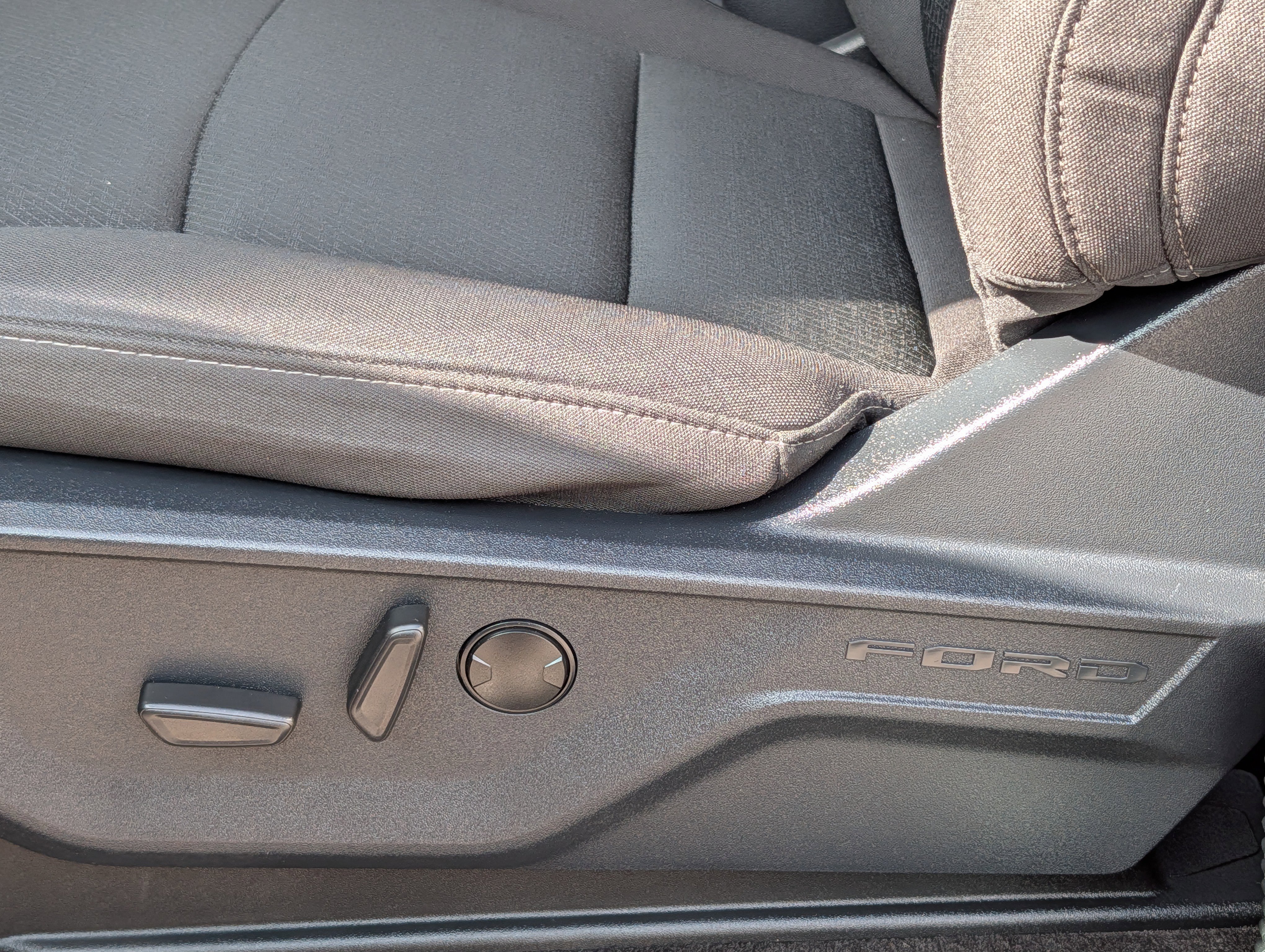 Used 2023 Ford F150 XLT w/ Equipment Group 302A High image 13