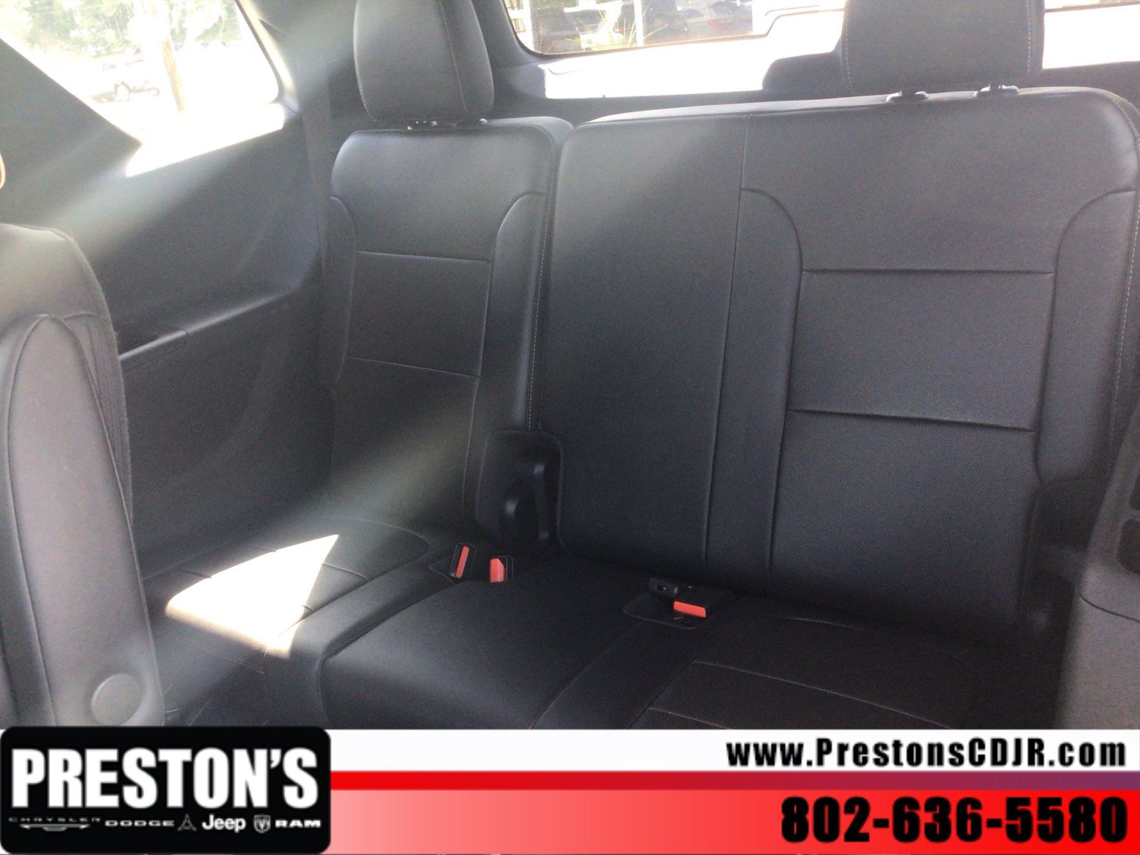 Used 2023 Chevrolet Traverse Premier AWD/4WD image 25