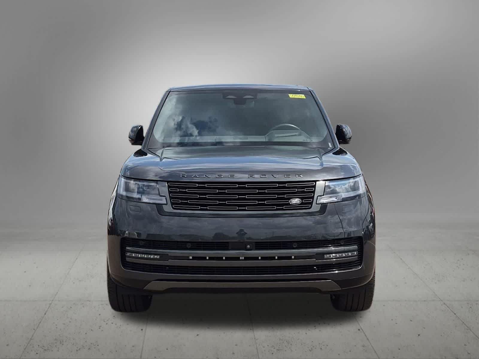 Used 2025 Land Rover Range Rover SE AWD/4WD image 9