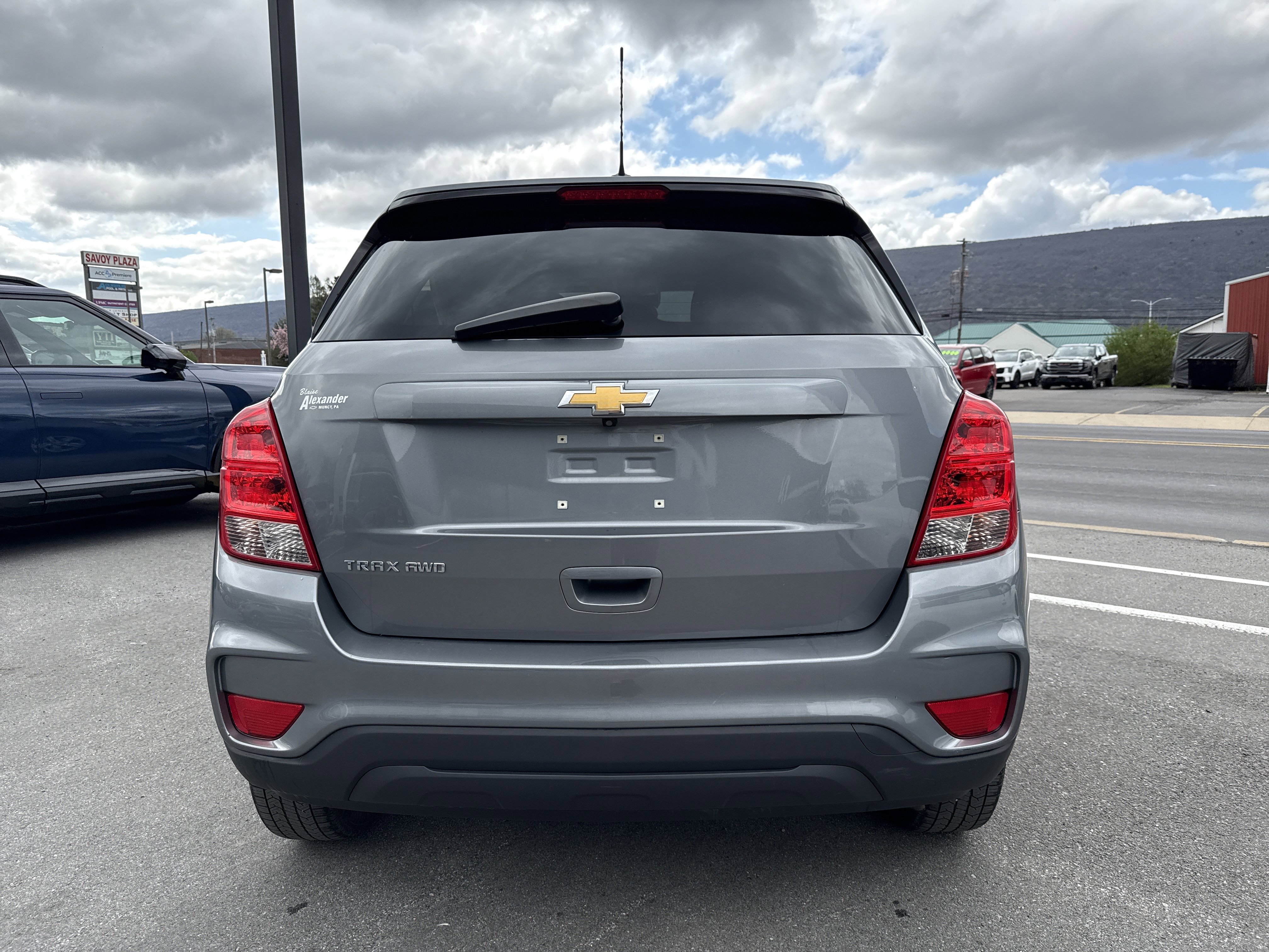 Used 2020 Chevrolet Trax LS w/ Tint and Cruise Package image 4