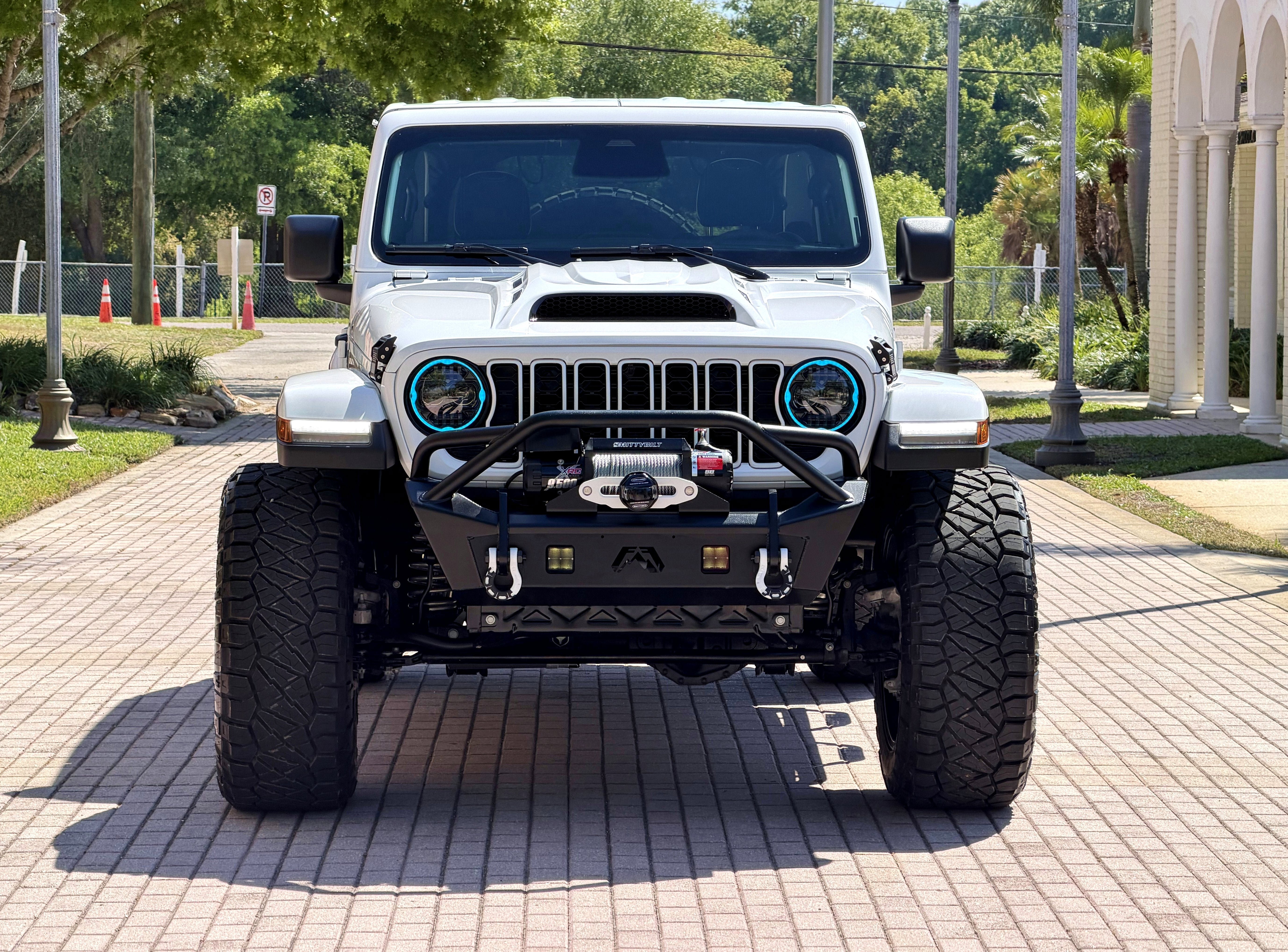 Used 2026 Jeep Wrangler Sahara AWD/4WD image 4