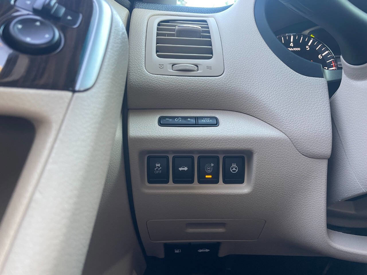 Used 2015 Nissan Altima 3.5 SL image 12