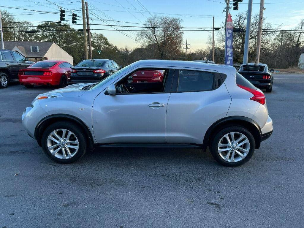 Used 2014 Nissan Juke S FWD image 17