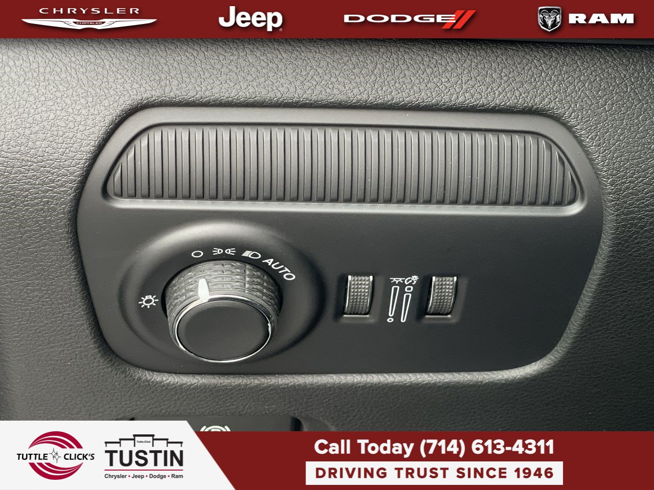 New 2026 Jeep Grand Wagoneer Summit w/ Rear Seat Video Group I AWD/4WD image 23