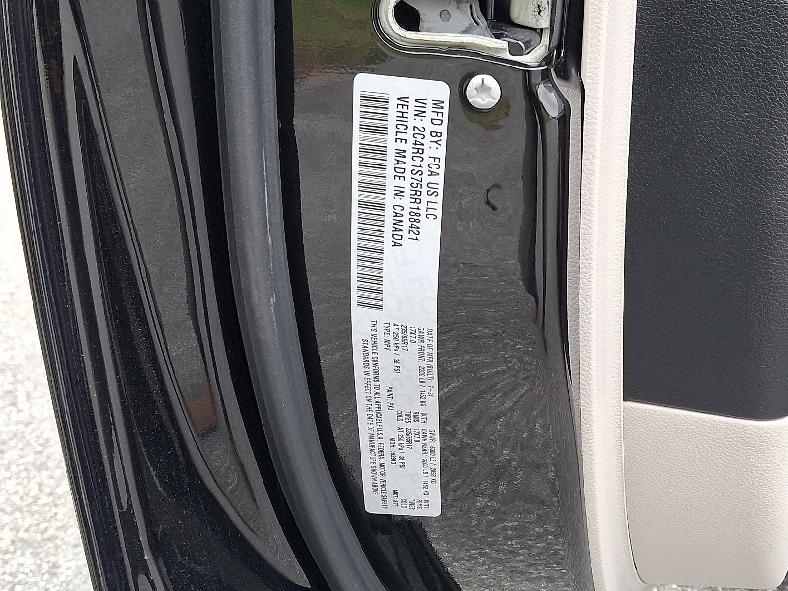 Used 2024 Chrysler Pacifica Select image 26