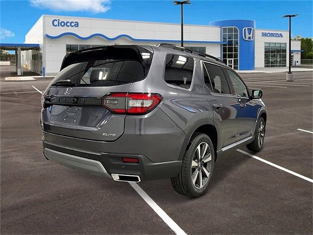 New 2025 Honda Pilot Elite image 8