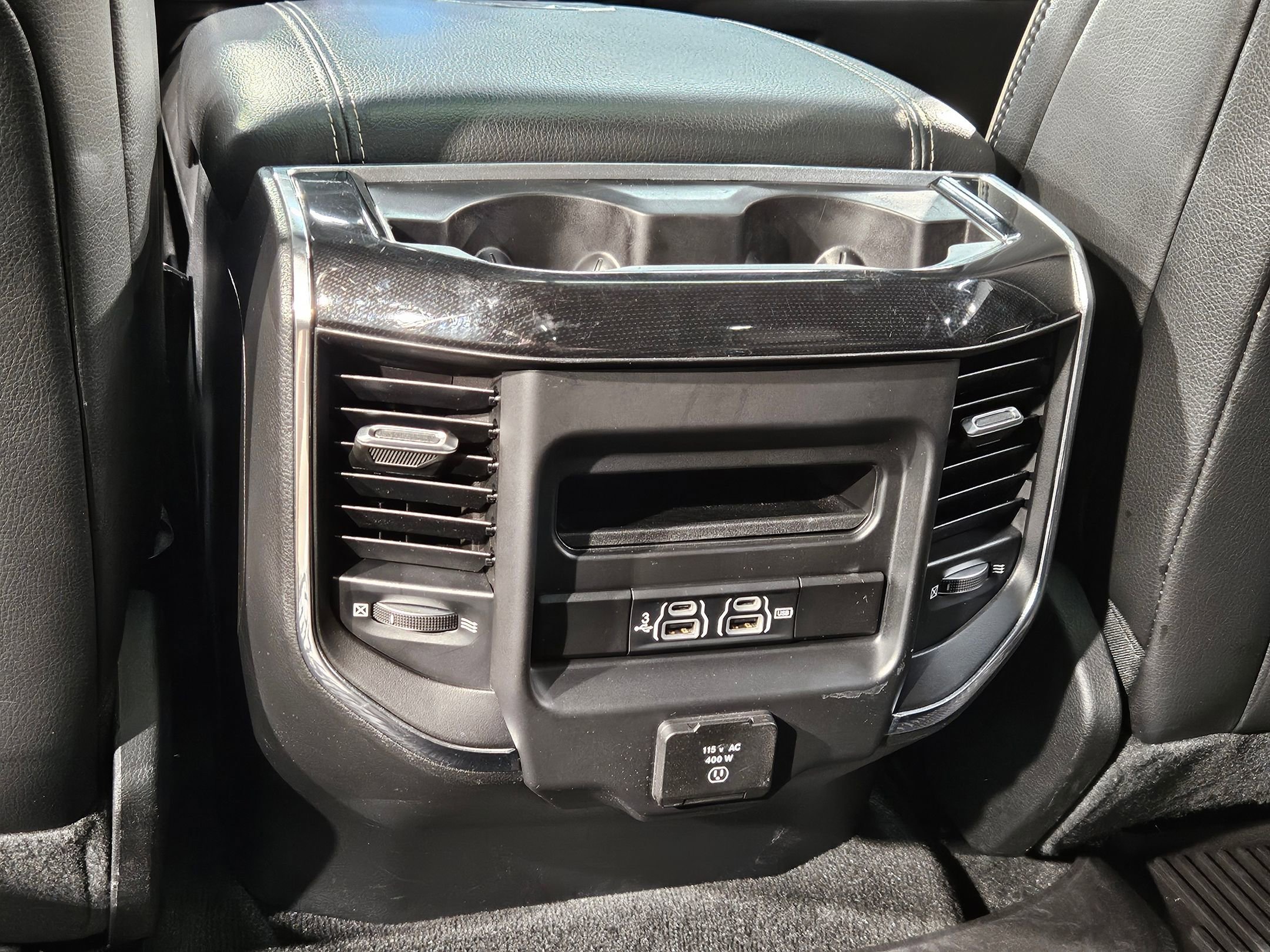 Used 2020 RAM 1500 Laramie w/ Sport Appearance Package AWD/4WD image 37