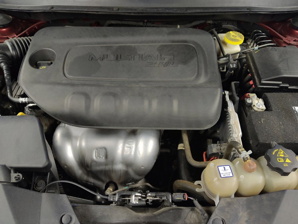 Used 2021 Jeep Cherokee Latitude FWD image 30
