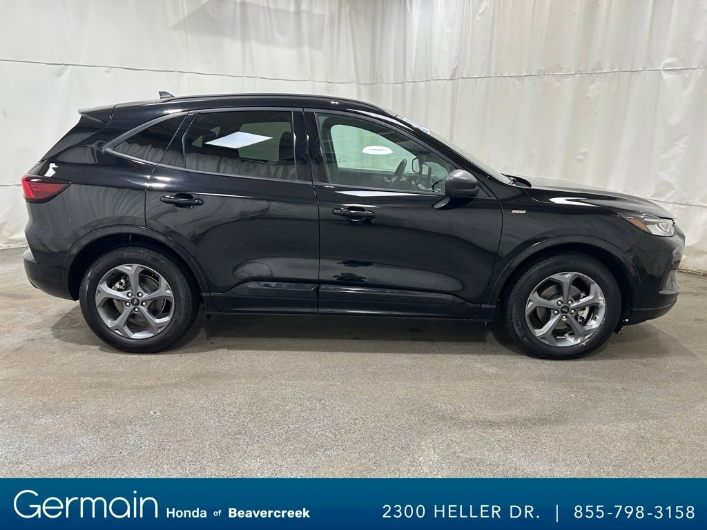 Used 2024 Ford Escape ST-Line w/ Tech Pack #1 image 9