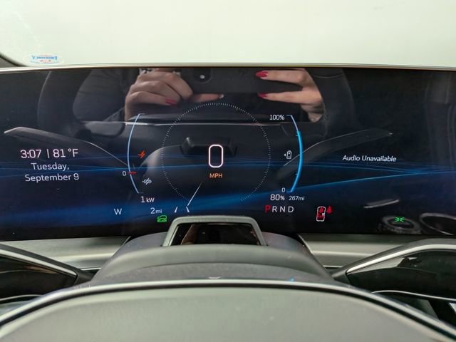 New 2026 Cadillac Lyriq Luxury image 4