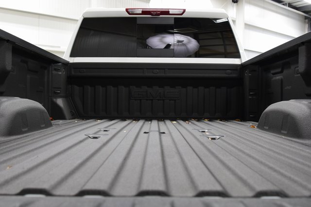 Used 2023 GMC Sierra 3500 Denali w/ Denali Ultimate Package image 21