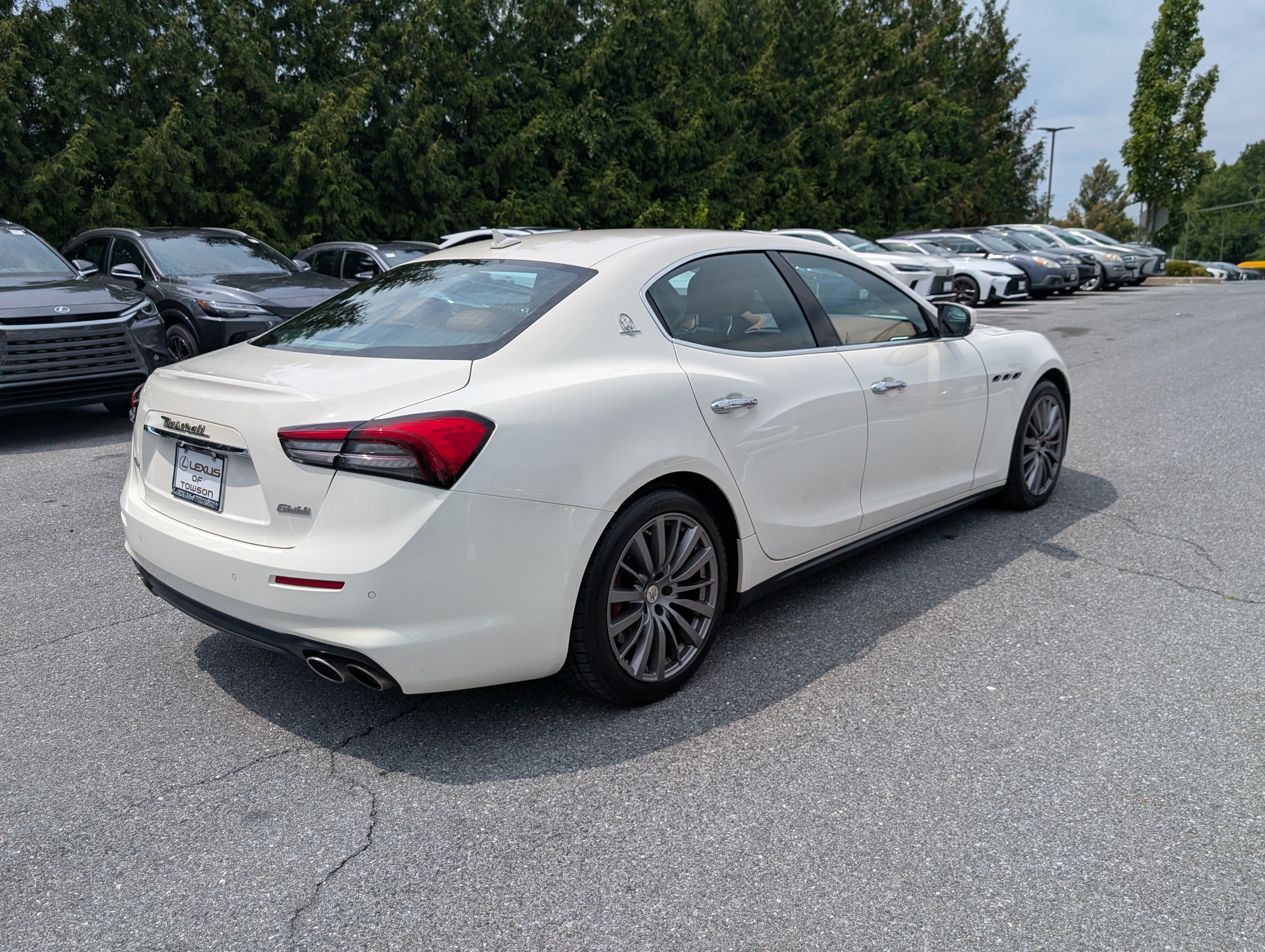 Used 2021 Maserati Ghibli S Q4 AWD/4WD image 3