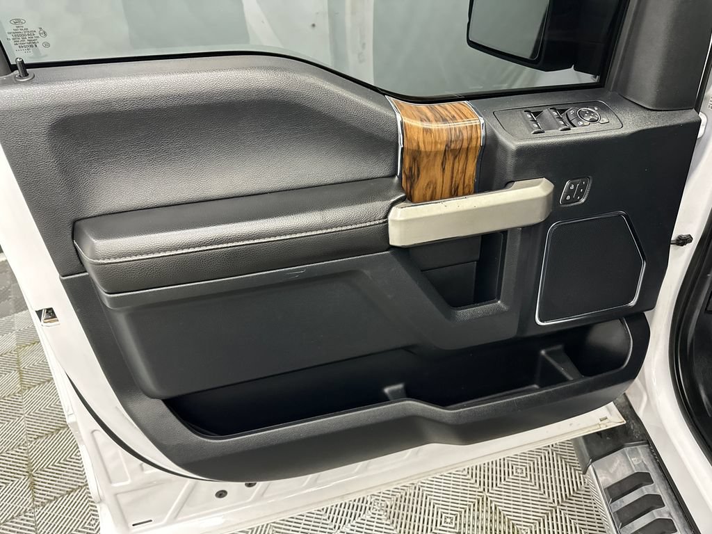 Used 2019 Ford F150 Lariat AWD/4WD image 11