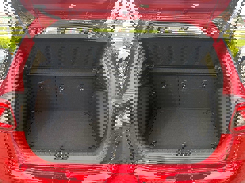 Used 2024 Hyundai Venue SEL image 20