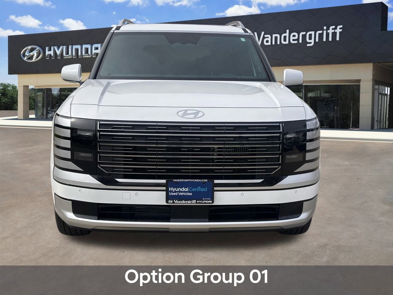 Used 2026 Hyundai Palisade Calligraphy image 3