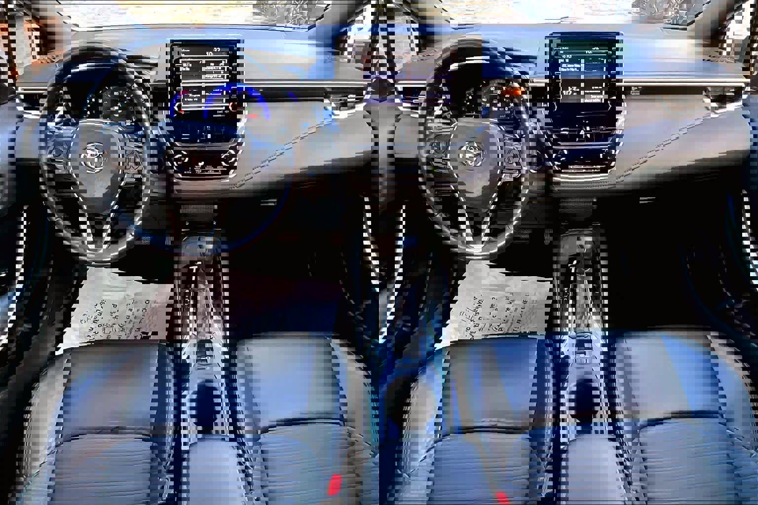 Used 2020 Toyota Corolla XSE image 15