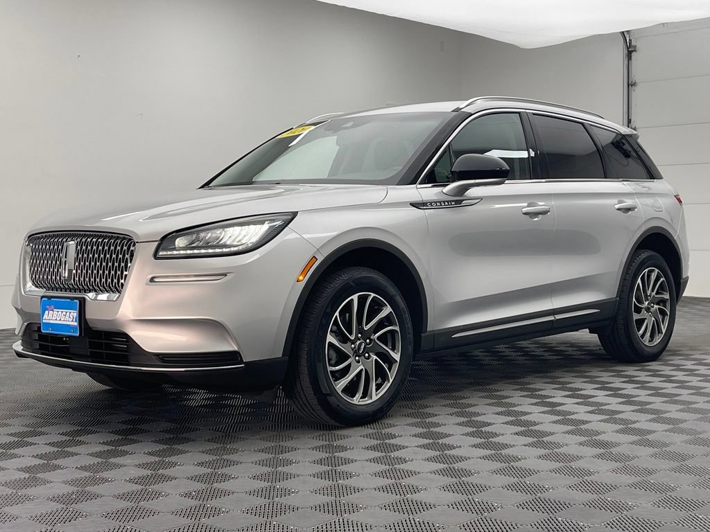Used 2020 Lincoln Corsair AWD w/ Equipment Group 101A image 2