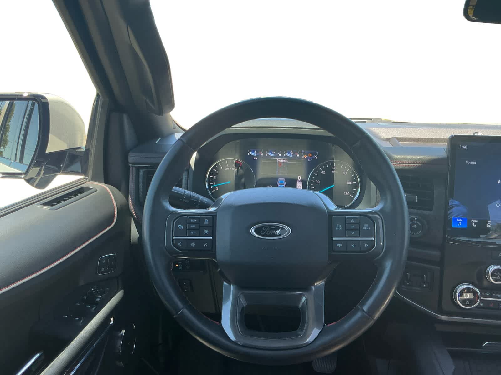 Used 2023 Ford Expedition Limited AWD/4WD image 12