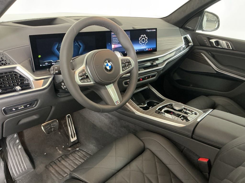 Used 2026 BMW X7 xDrive40i w/ M Sport Package image 24