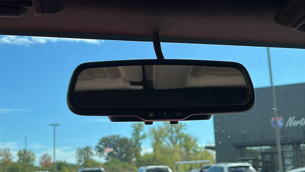 Used 2016 Jeep Wrangler Unlimited Sahara w/ Dual Top Group image 19