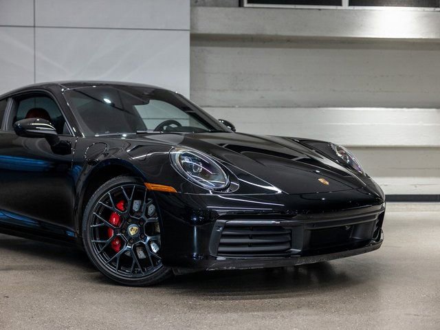 Certified 2024 Porsche 911 Carrera 4S AWD/4WD image 16