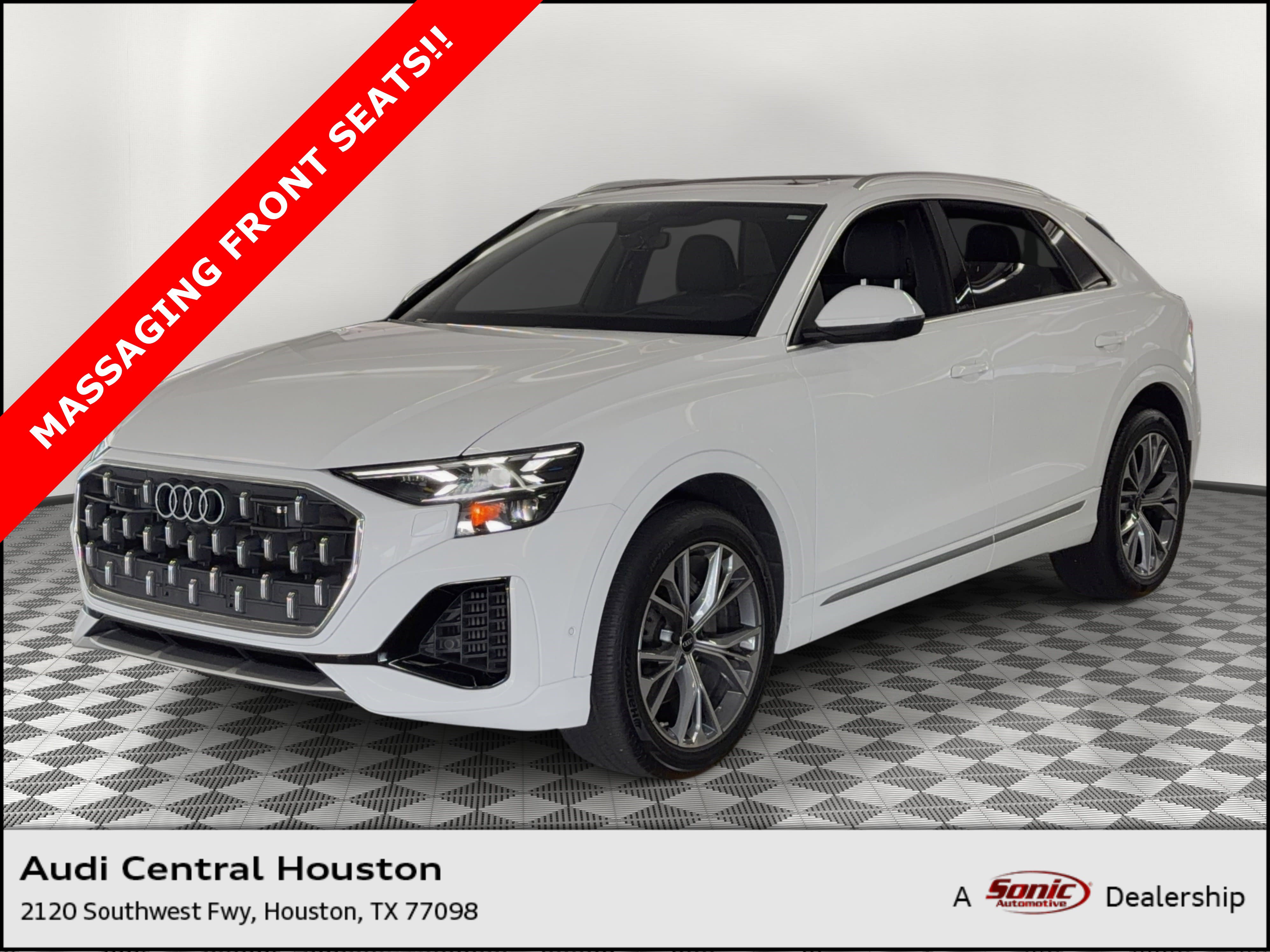 Used 2024 Audi Q8 Prestige w/ Prestige Package