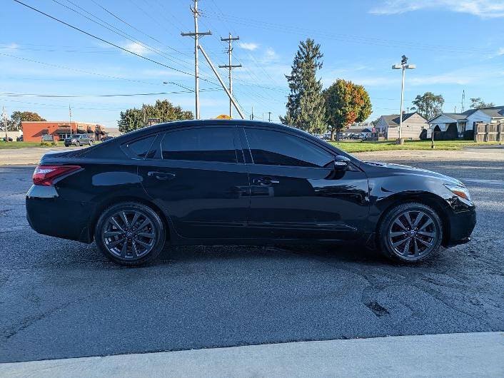 Used 2016 Nissan Altima 2.5 SL FWD image 6